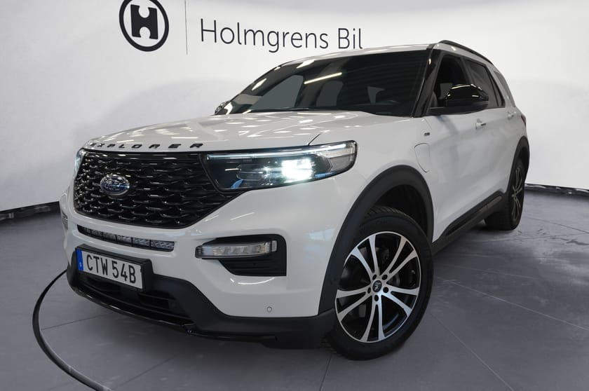 Bild 1 av Ford Explorer Plug-In Hybrid PHEV ST-Line Pano Navi Adaptiv F Drag 7-Sits