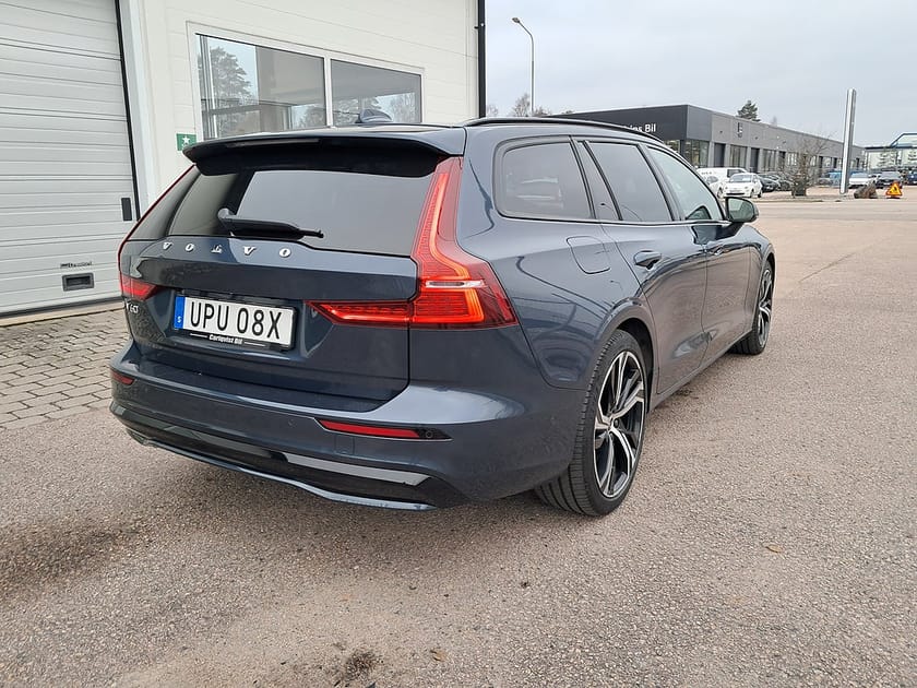 Bild 5 av Volvo V60 T6 Recharge Plus Dark plug in AWD 350HK 4x4 Panorama Läder