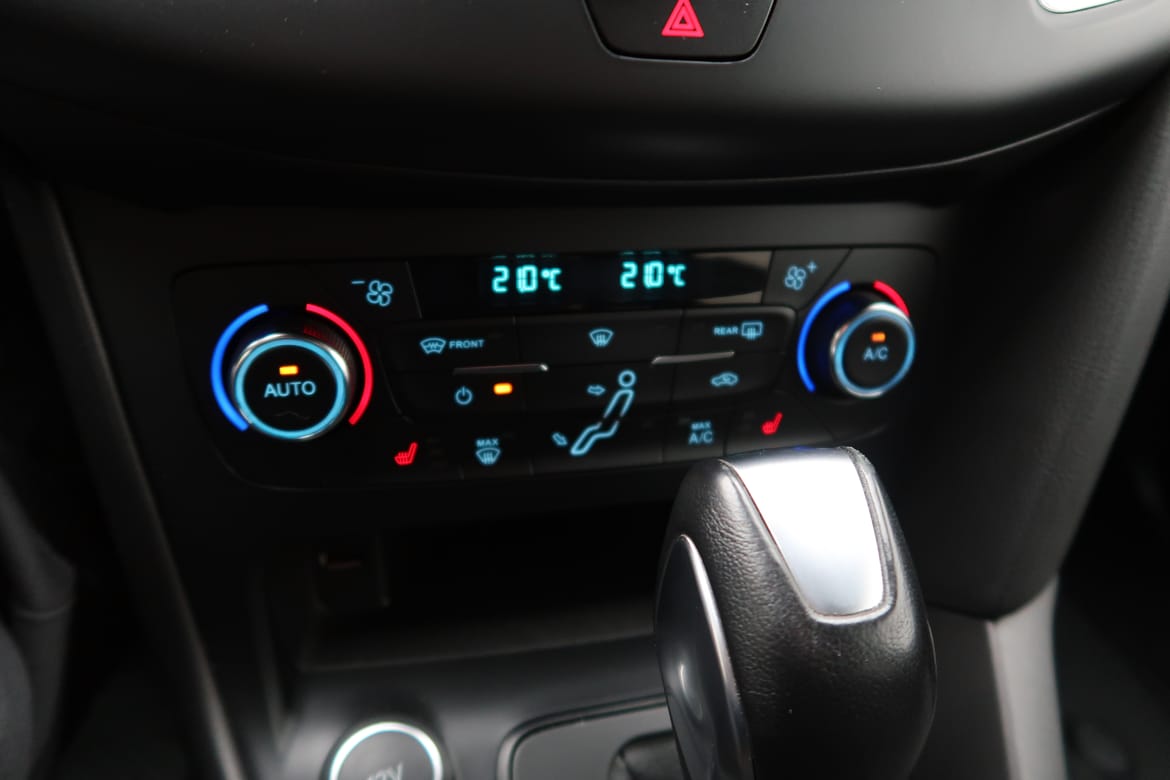 Ford Focus 2018 - miniatyr 13