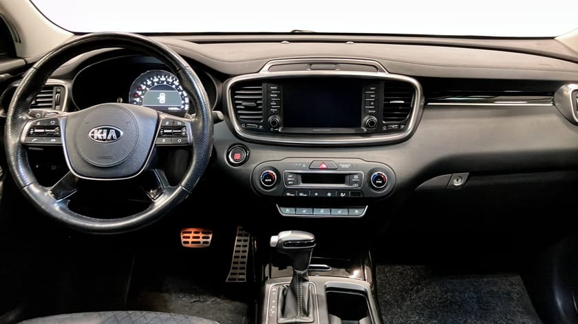 Bild 4 av Kia Sorento 2,2 CRDI AUT AWD GT LINE, 7-S | Dragkrok