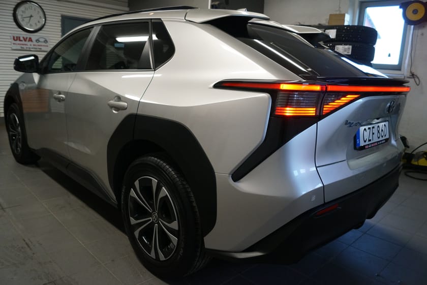 Bild 3 av Toyota bZ4X 