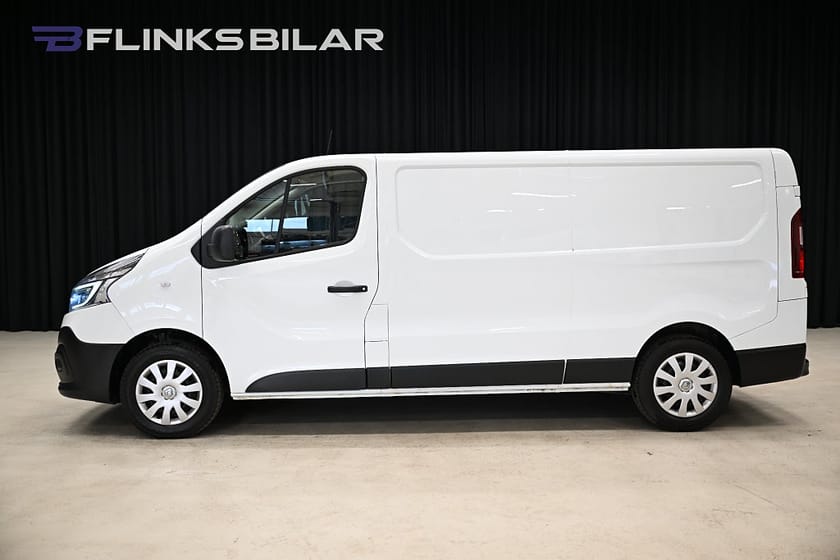 Bild 2 av Renault Trafic Skåpbil dCi 120HK Drag|LED|Värmare|GPS|Backkamera|EnÄgare|Moms
