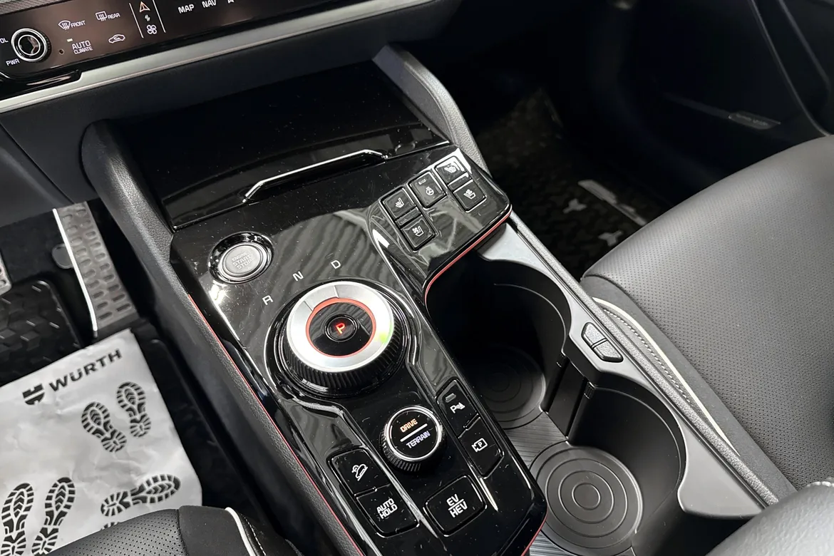 picture of a car
