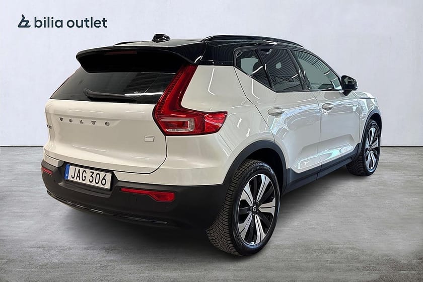 Bild 4 av Volvo XC40 Recharge Single Motor Plus Edition Backkamera Navigation VOC Värmare