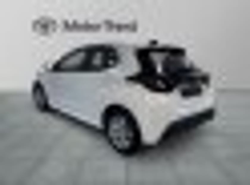 Bild 3 av Toyota Yaris Hybrid 115 | 1,5 | 5D | ACTIVE KOMFORTPAKET | P-SENSORER | BACKKAMERA |