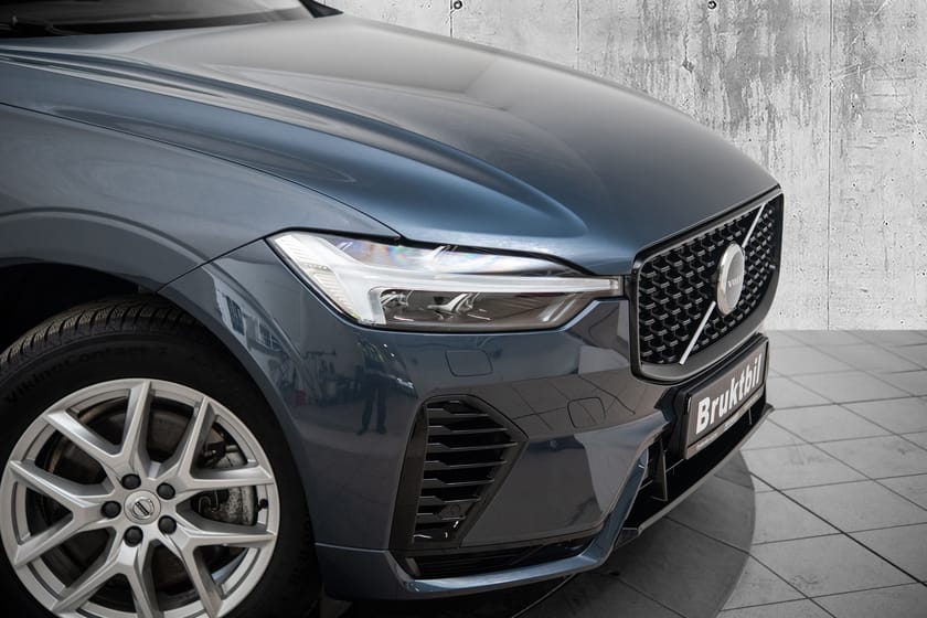 Bilde 3 av Volvo XC60 Recharge T6 Plus Dark SEMI.EL.HF|PANO|TONEDE|SUB|19"++
