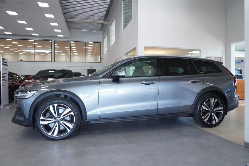 Bild 3 av Volvo V60 Cross Country D4 AWD Advanced Edt Teknikpaket Förarstödspaket