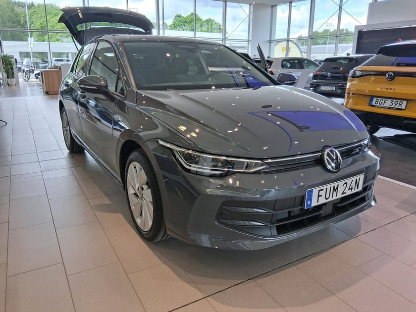 Bild 1 av Volkswagen Golf LIFE 1,5 TSI 150hk Manuell 6-VXL