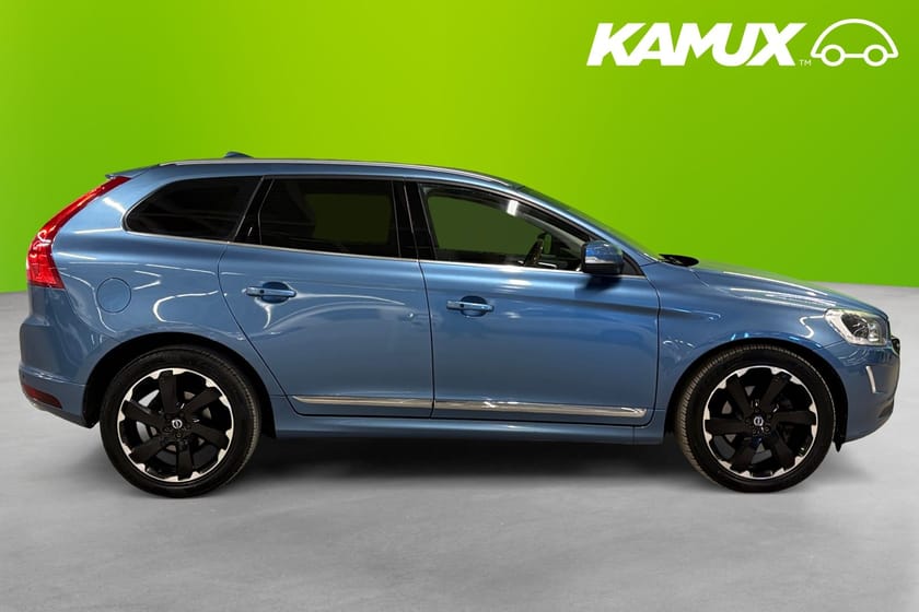 Bild 2 av Volvo XC60 D4 AWD Summum Premium Pano H/K Drag Värmare