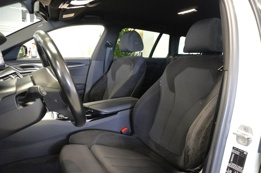 Bild 5 av BMW 520d xDrive Touring M Sport Värmare Drag Kamera Rattvärme