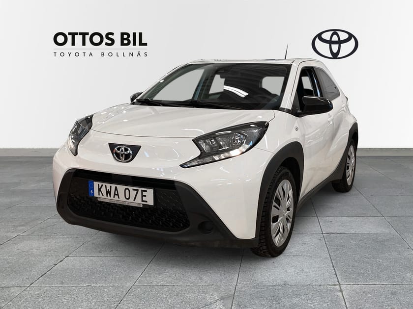 Bild 1 av Toyota Aygo X 1.0 VVT-i CVT, 72hk - Play / OBS (4,95% RÄNTA)
