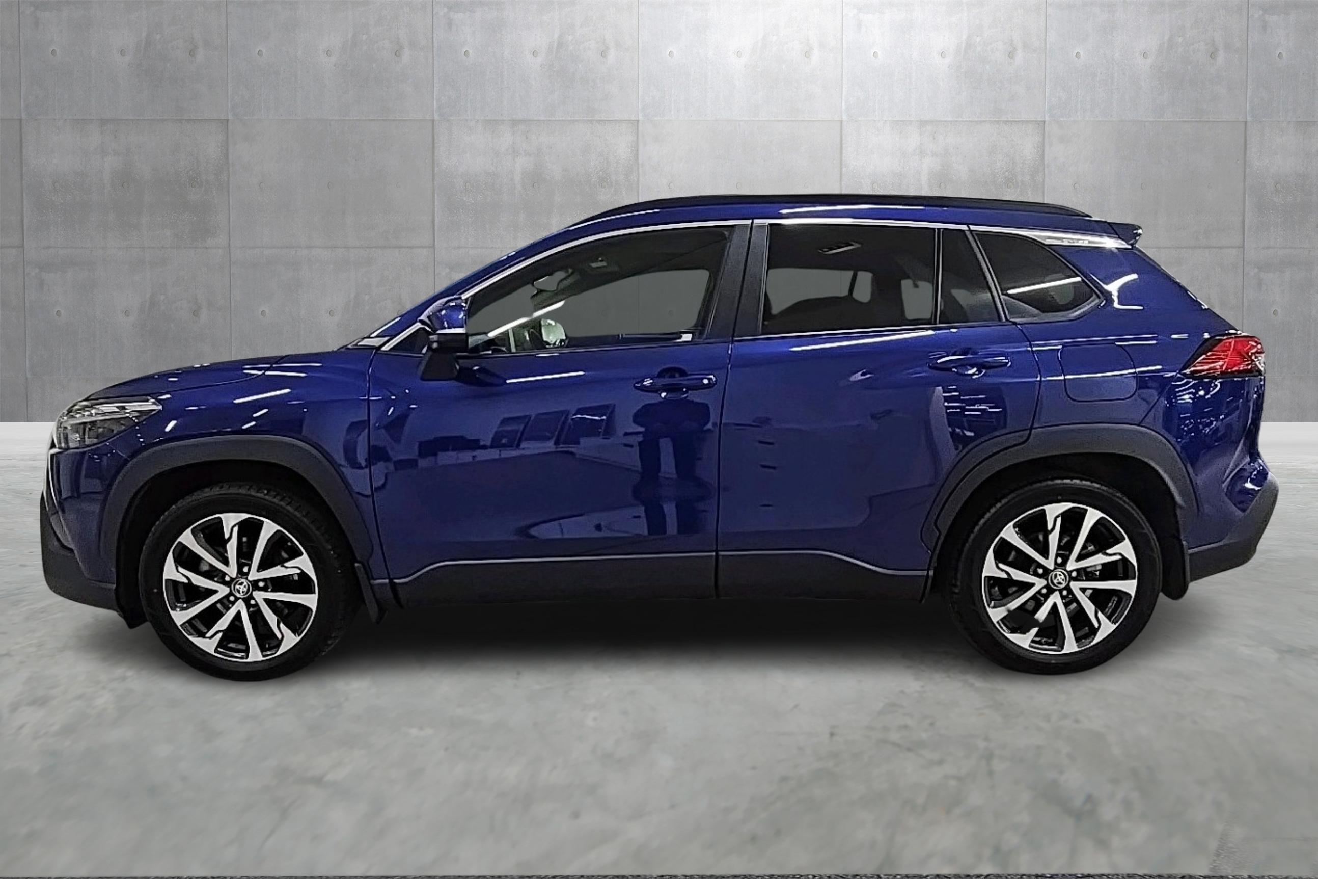 Thumnail bilde 1 av Toyota Corolla Cross Hybrid AWD-i