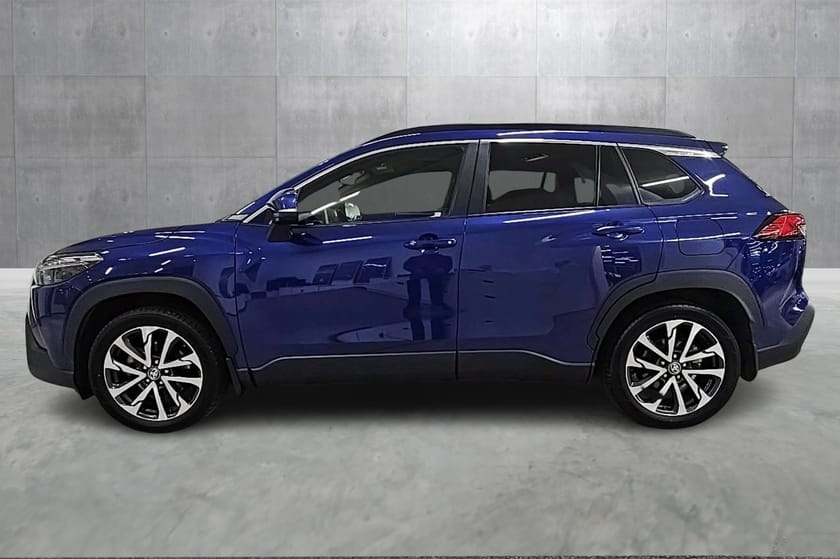 Bilde 2 av Toyota Corolla Cross Hybrid AWD-i Executive Panorama - LED - Ad. cruise