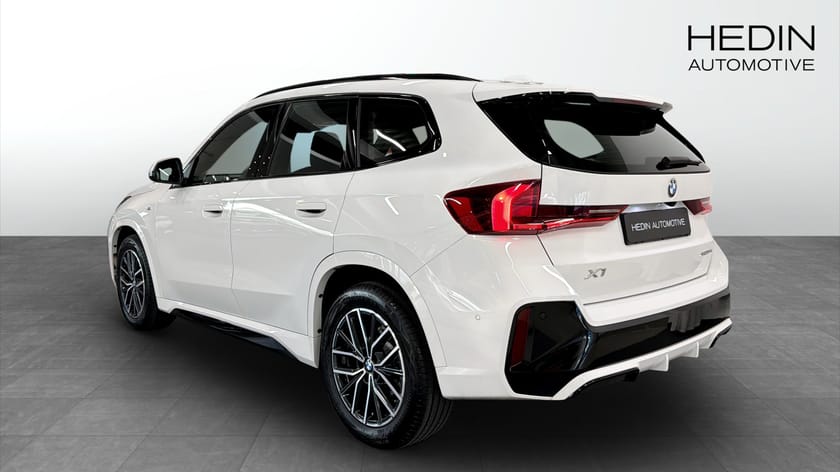 Bild 2 av BMW X1 sDrive18i sDrive 18i M Sport H/K Drag Backkamera