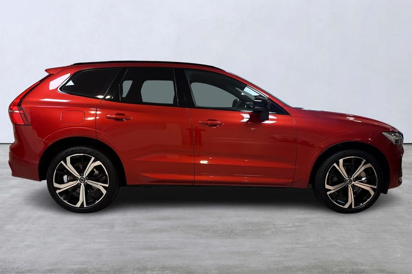 Bild 3 av Volvo XC60 Recharge T6 Plus Dark