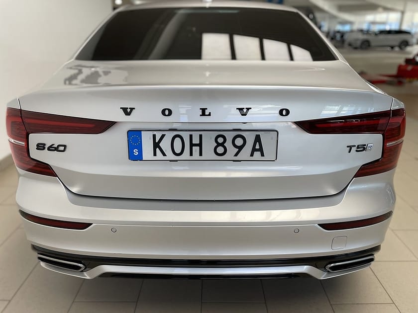 Bild 5 av Volvo S60 T5 250 Hk R-Design Aut Vinterhjul