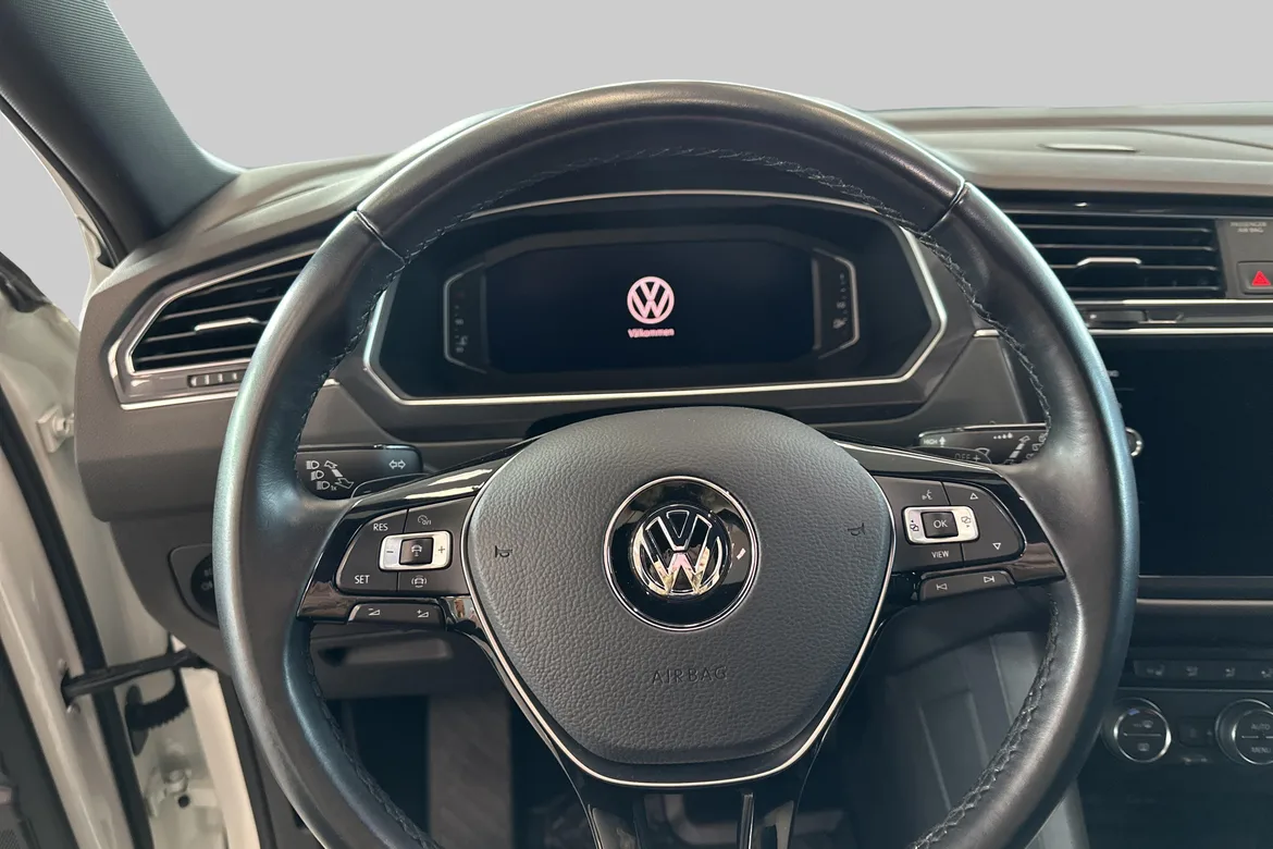 picture of a car