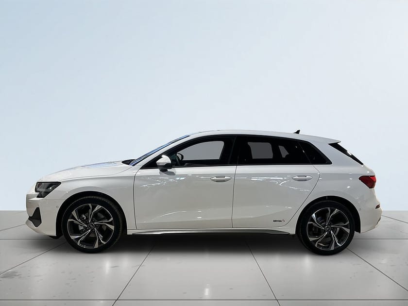 Bild 4 av Audi A3 Sportback 35 TFSI S Proline Adv Kamera Carplay S-hjul MOMS