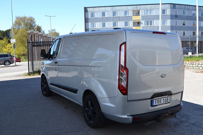 Bild 5 av Ford Transit Custom 300 2.0 SelectShift 130hk Drag+värmare
