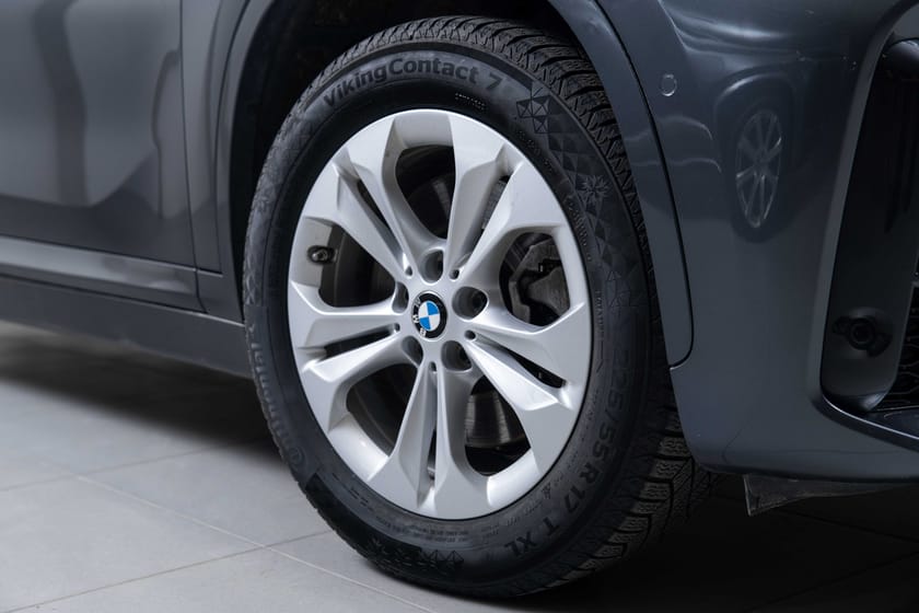 Bilde 3 av BMW X1 xDrive25e 6,29% Rente - Glasstak-Hengerfeste-Skinn