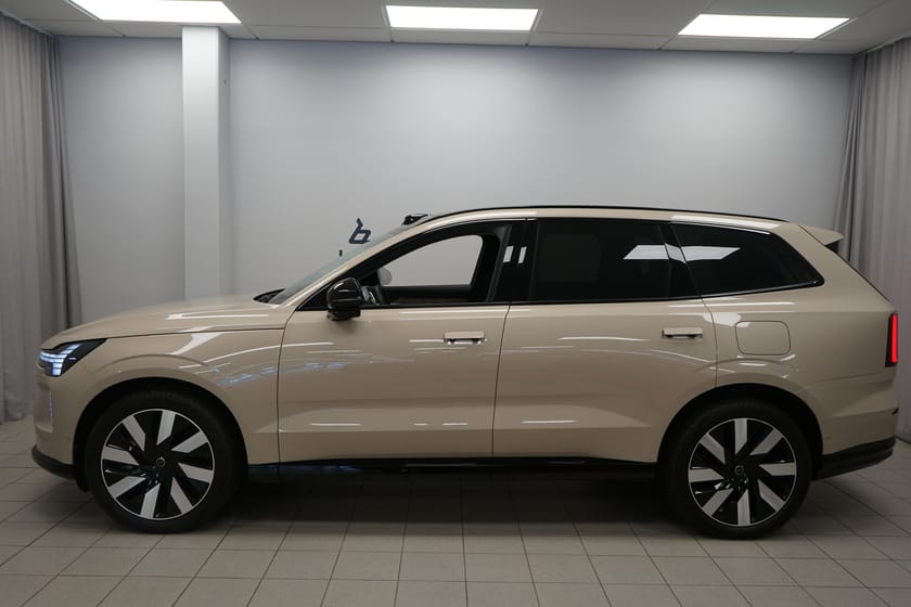 Bild 2 av Volvo EX90 Twin Motor Performance Ultra 7sätes | Drag | BOSE