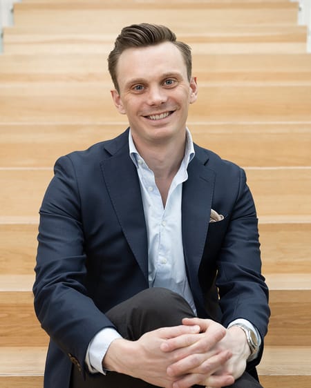 VIKTOR TROJEFORS - Ekonomichef 