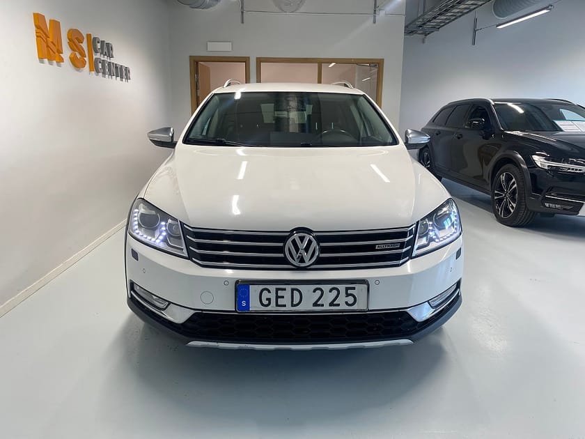 Bild 2 av Volkswagen Passat Alltrack 2.0TDI 4M Drag B-kamera Nybes P-värme