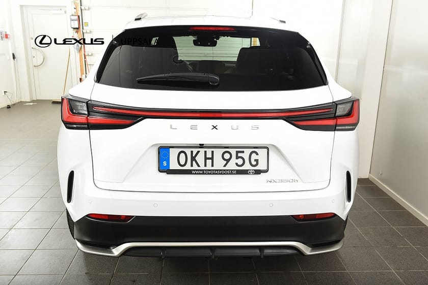 Bild 5 av Lexus NX 350h AWD F-Sport Drag