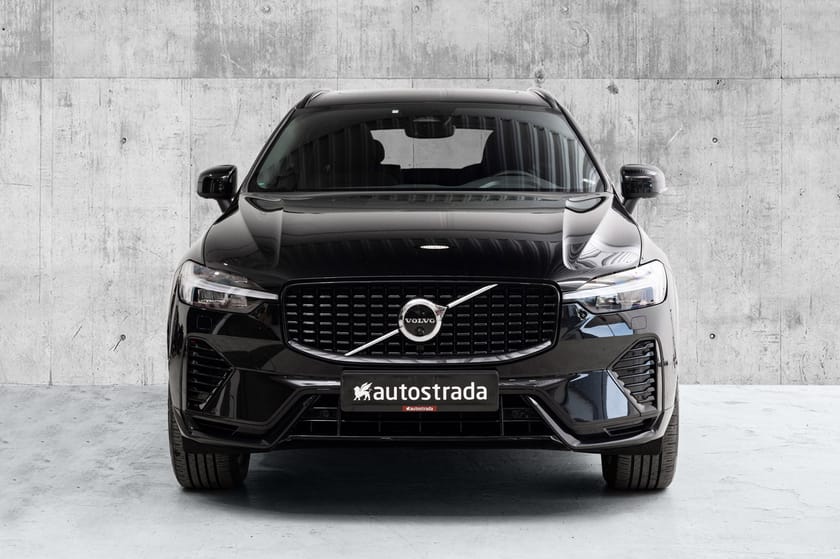 Bilde 3 av Volvo XC60 T6 R-Design, El.sete, Panorama soltak, Kamera, Navi