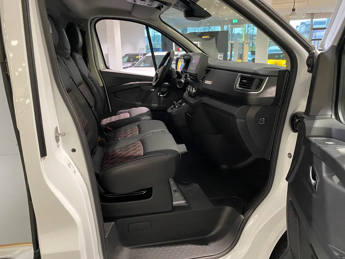 Renault Trafic Skåpbil