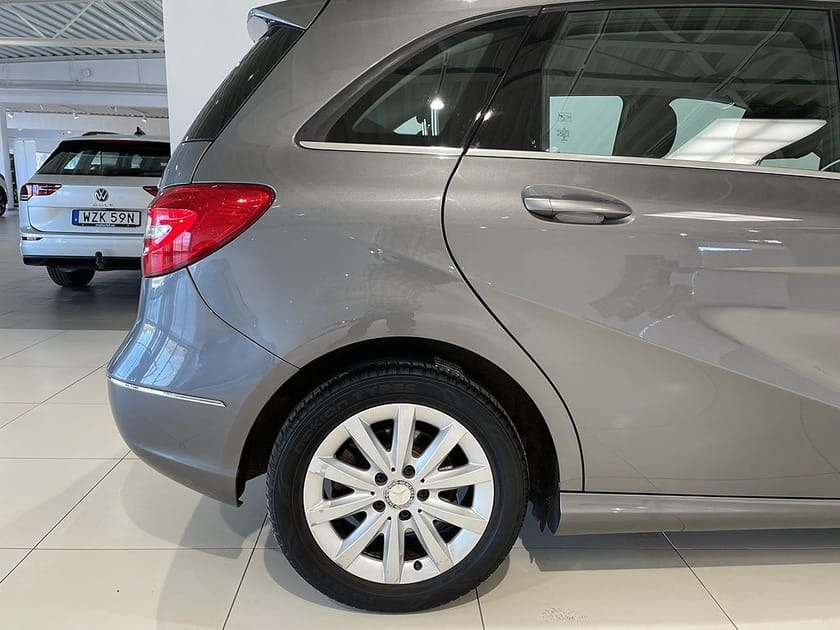 Bild 5 av Mercedes-Benz B 180 CDI BE BlueEFFICIENCÝ 7G-DCT 109hk V-Hjul Nybesiktad