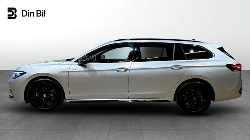 Bild 2 av Volkswagen Passat Sportscombi R-Line Black TDI193 DSG 4M Drag