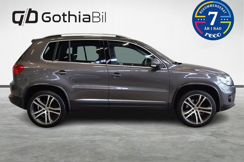 Bild 4 av Volkswagen Tiguan 2.0 TDI Aut 4Motion Sport & Style Pano Drag Farthållare