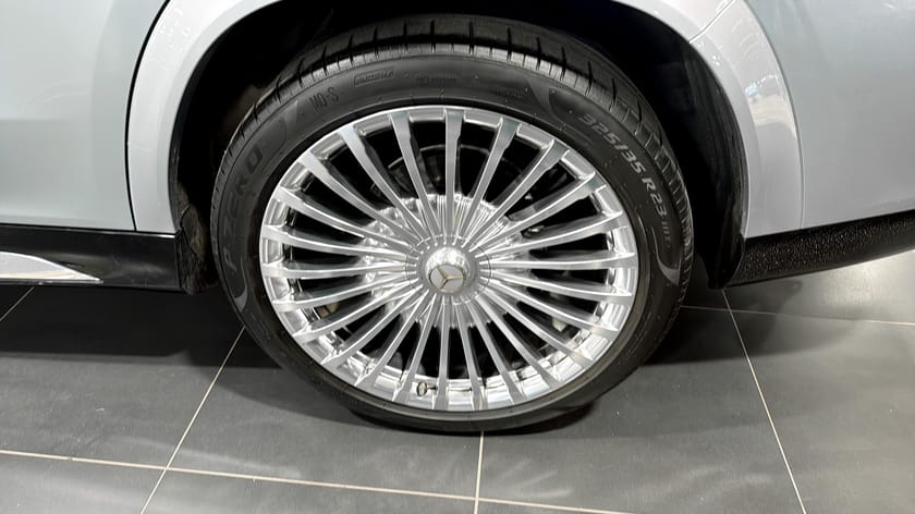 Bild 5 av Mercedes-Benz Maybach GLS 600 4MATIC 558hk, 2023