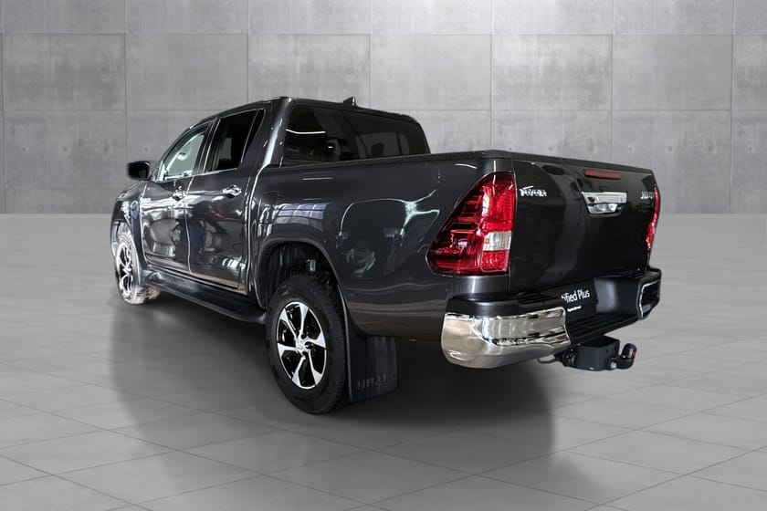 Bilde 3 av Toyota Hilux Dobbelcab 2.4 Diesel D-4D Automat 6 gir 4x4 SR vortex