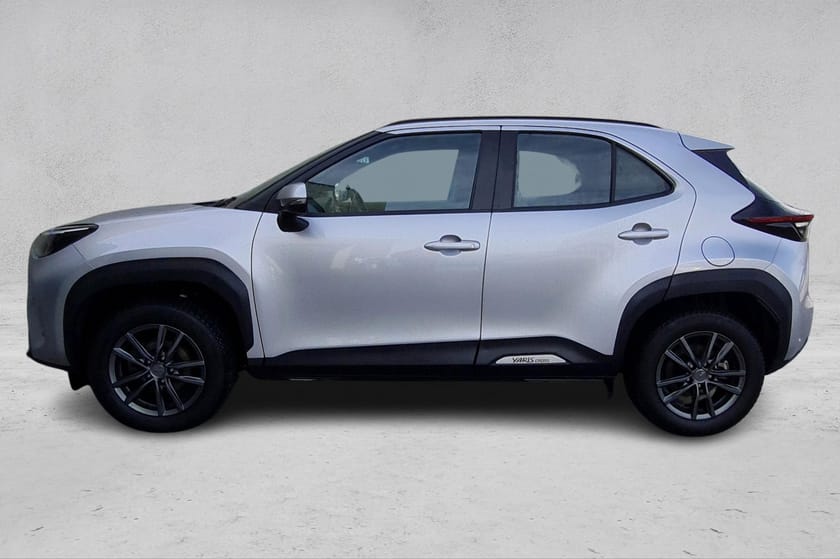 Bilde 2 av Toyota Yaris Cross Hybrid AWD-i Active - LED - Adaptiv cruise - Ryggekam.