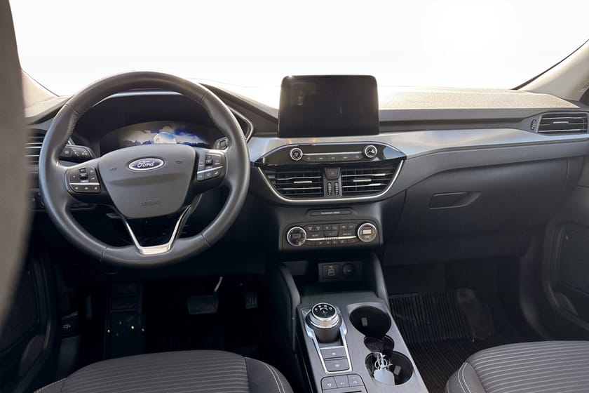 Bild 4 av Ford Kuga Plug-In Hybrid E-CVT, 225hk