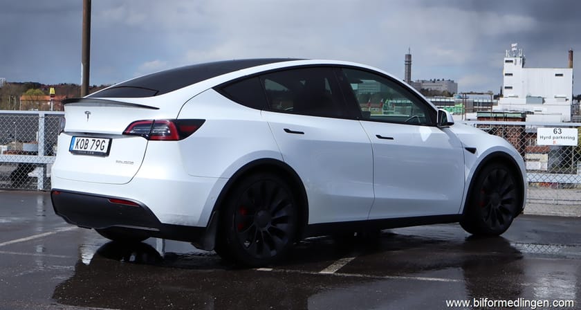 Bild 3 av Tesla Model Y Performance AWD 1 ägare