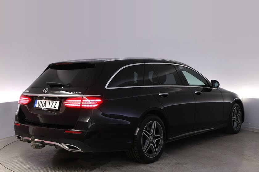 Bild 4 av Mercedes-Benz E 300 T de 4MATIC AMG 360 Värmare Navi Drag