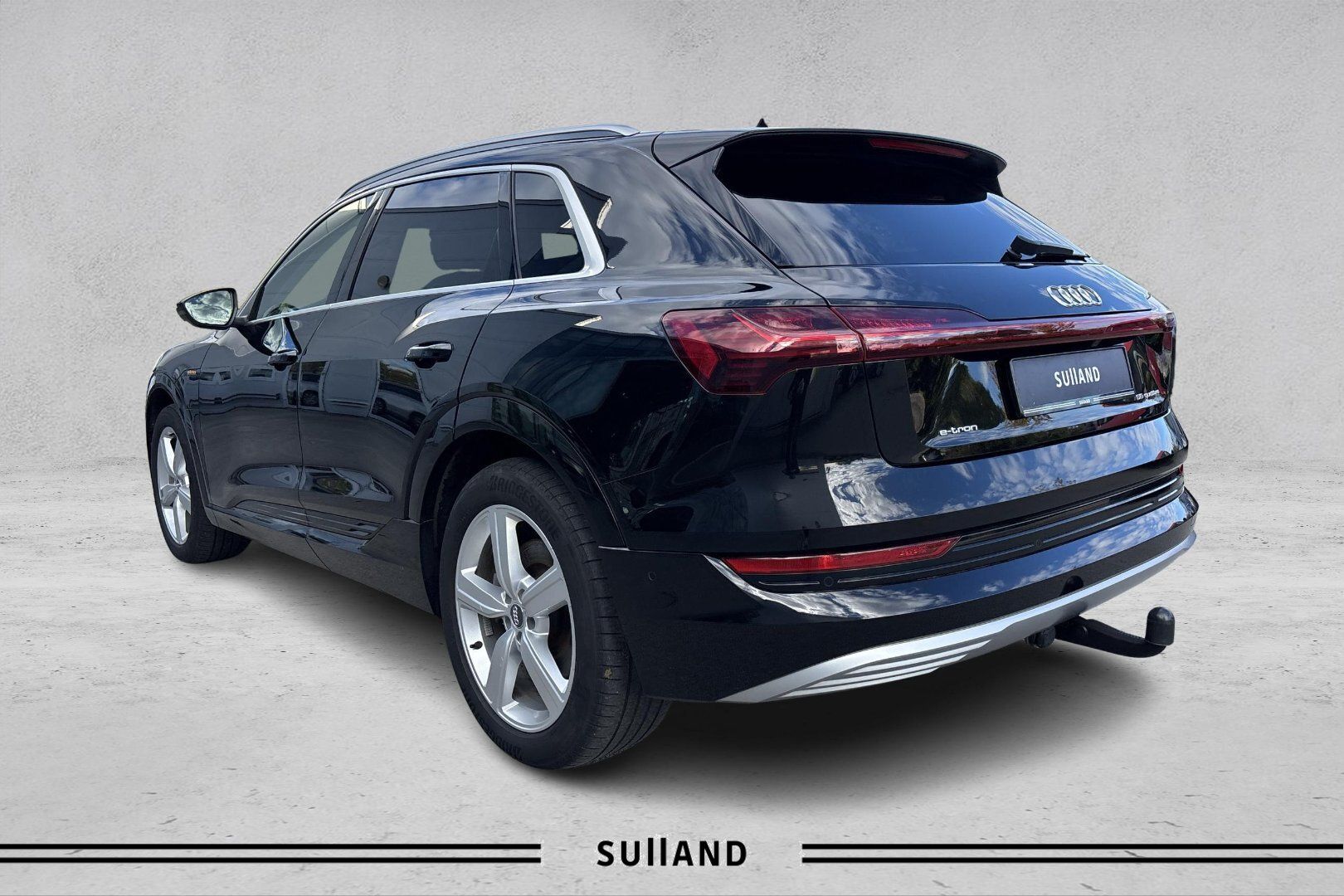 Thumnail bilde 2 av Audi e-tron 55 quattro