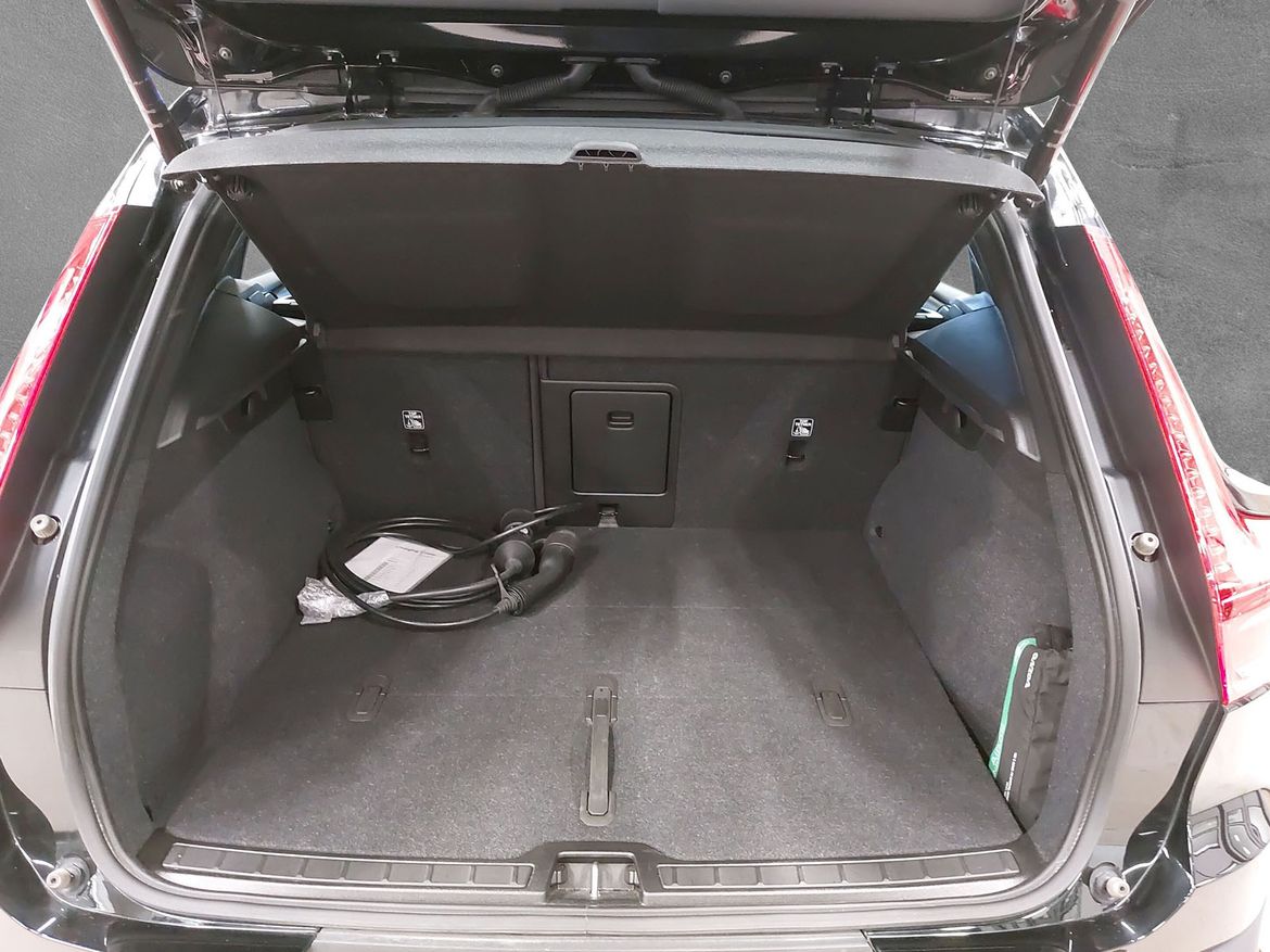 Volvo XC40 2023 - miniatyr 7