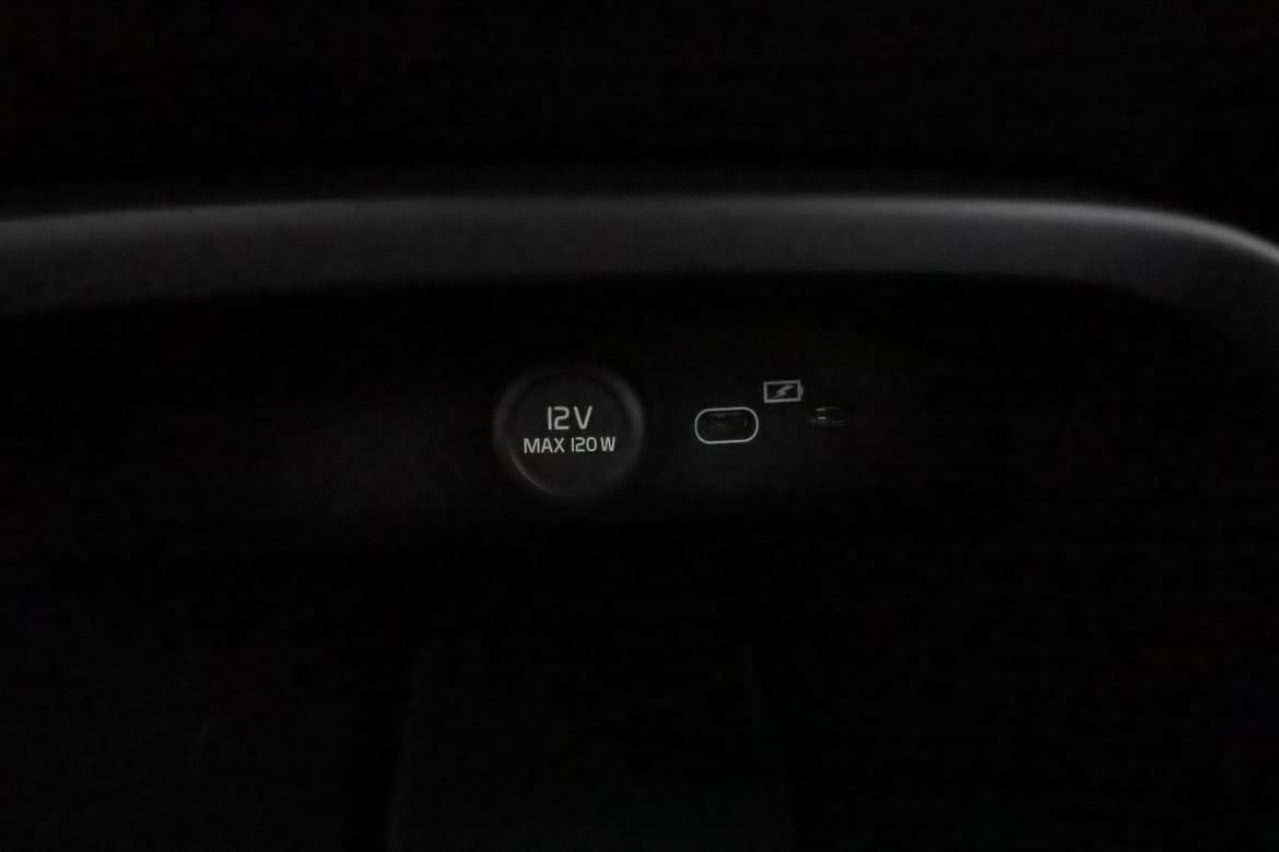 Volvo XC40 2024 - miniatyr 14