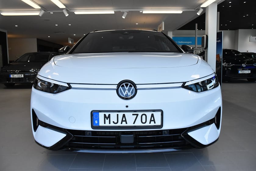 Bild 2 av Volkswagen ID.7 Pro Tourer 286 hk 1ST Edition/Drag/Pano/Värmare