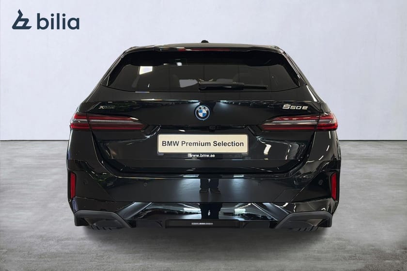 Bild 5 av BMW 550e xDrive Touring 550 M-sport Pro | Panorama | Komfortstol