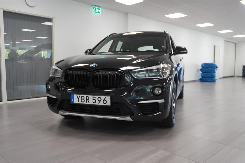 Bild 2 av BMW X1 xDrive18d xDrive 18d xLine Drag Backkamera Keyless