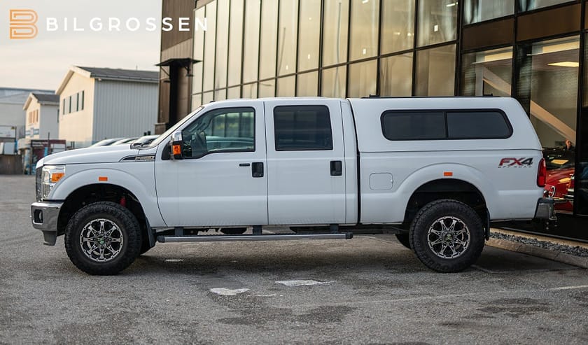 Bild 2 av Ford F-250 Crew Cab 6.2L 400HK SRW 4X4 XLT Premium