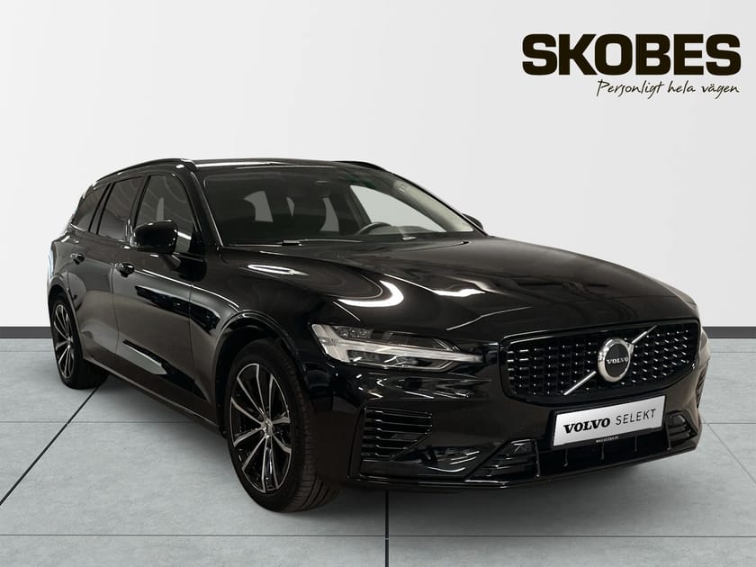 Bild 1 av Volvo V60 Recharge T6 Plus Dark