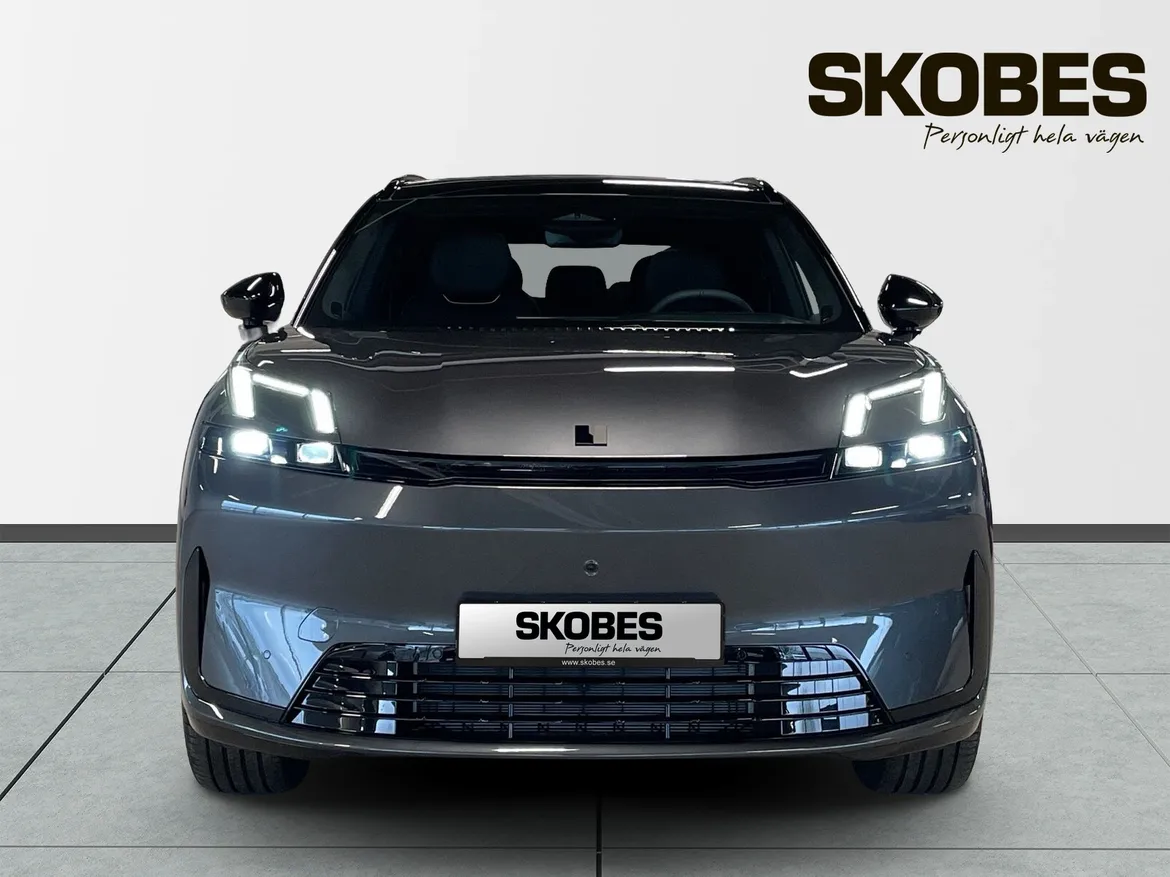 Lynk & Co 08 PHEV
