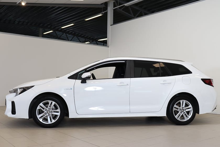 Bild 3 av Suzuki Swace Hybrid 1.8 122hk Select B-Kamera V-Hjul MOMS Nyservad