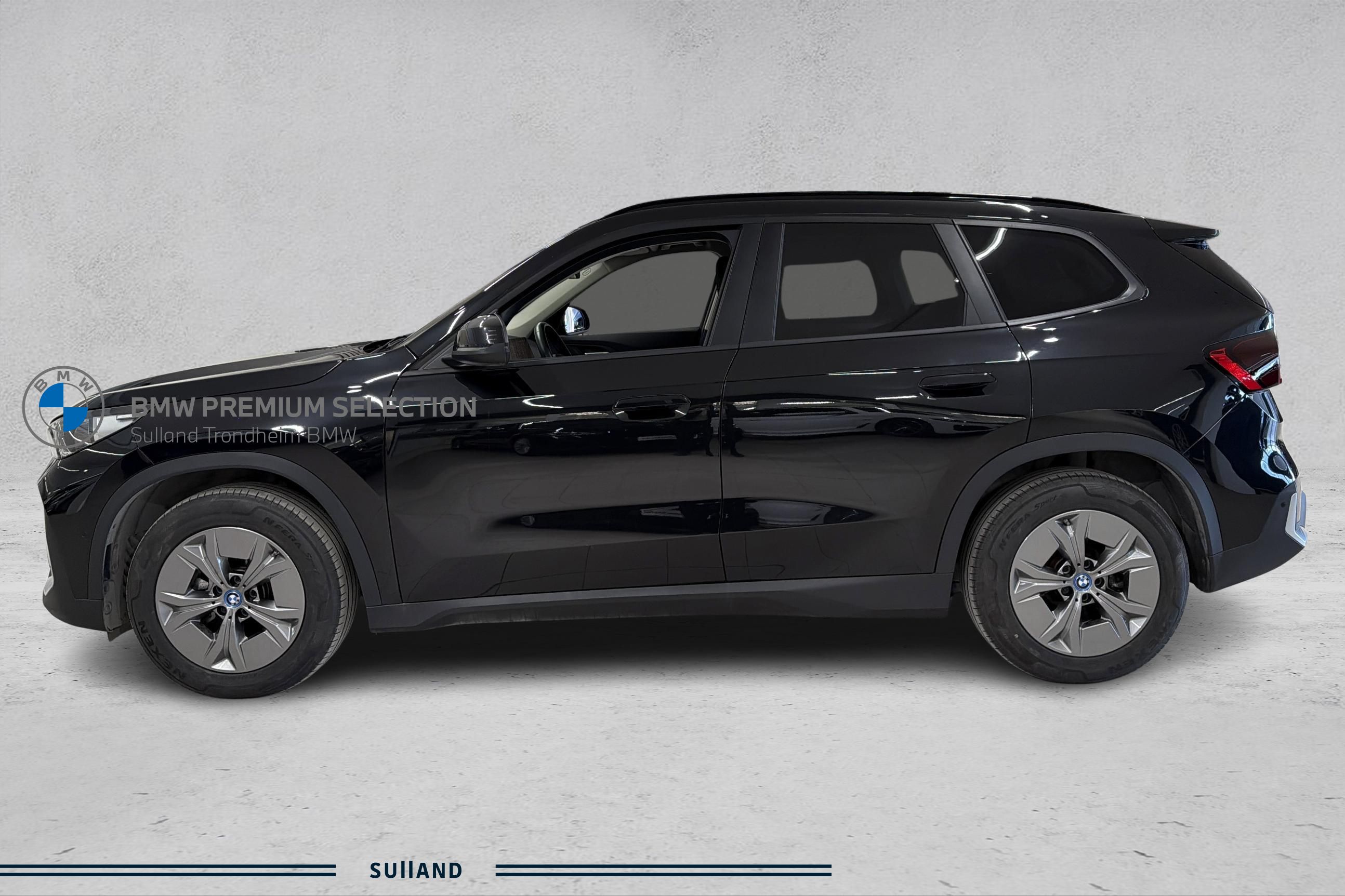 Thumnail bilde 1 av BMW iX1 eDrive20